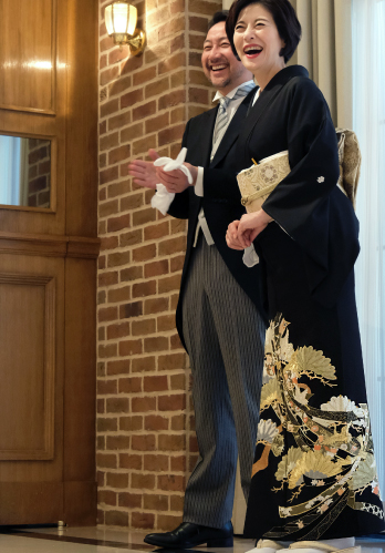 ラグジュアリーな結婚式に高級留袖とモーニング