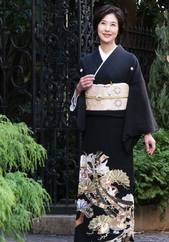青山のサロンで見つける高級留袖